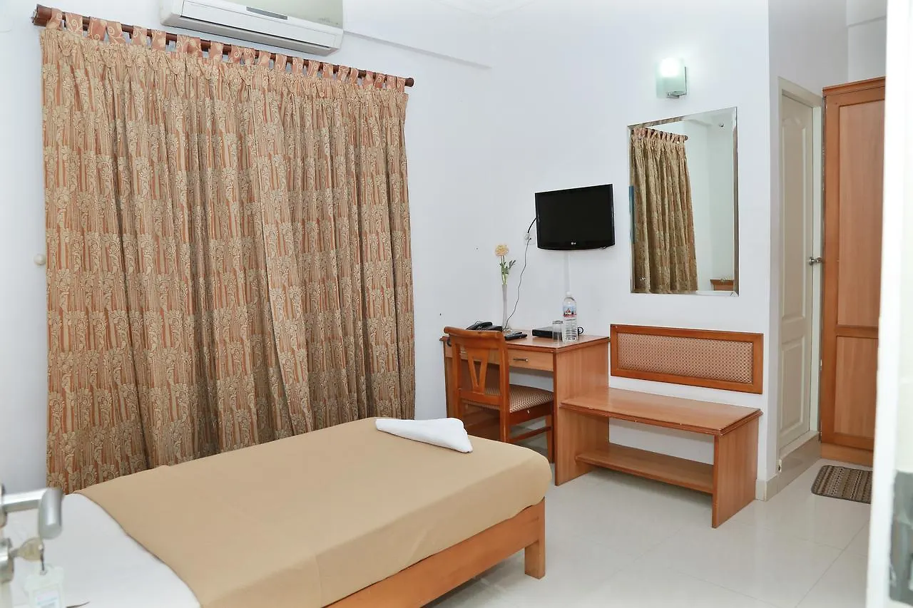 מלון Kochi Masi Residency