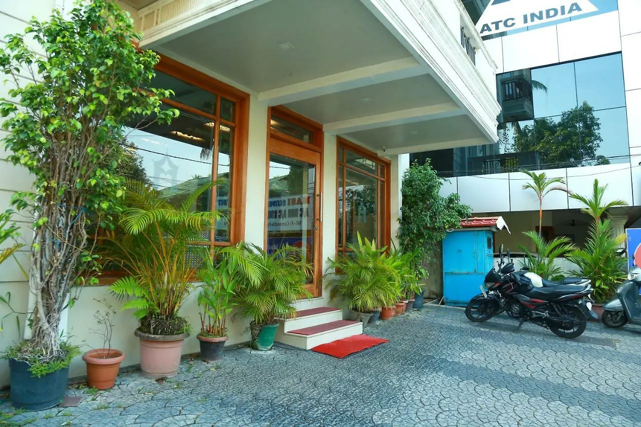 מלון Kochi Masi Residency